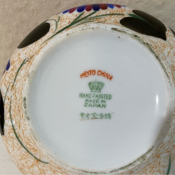 Vintage hand painted Meito china sugar bowl and creamer - Picture 15 of 16